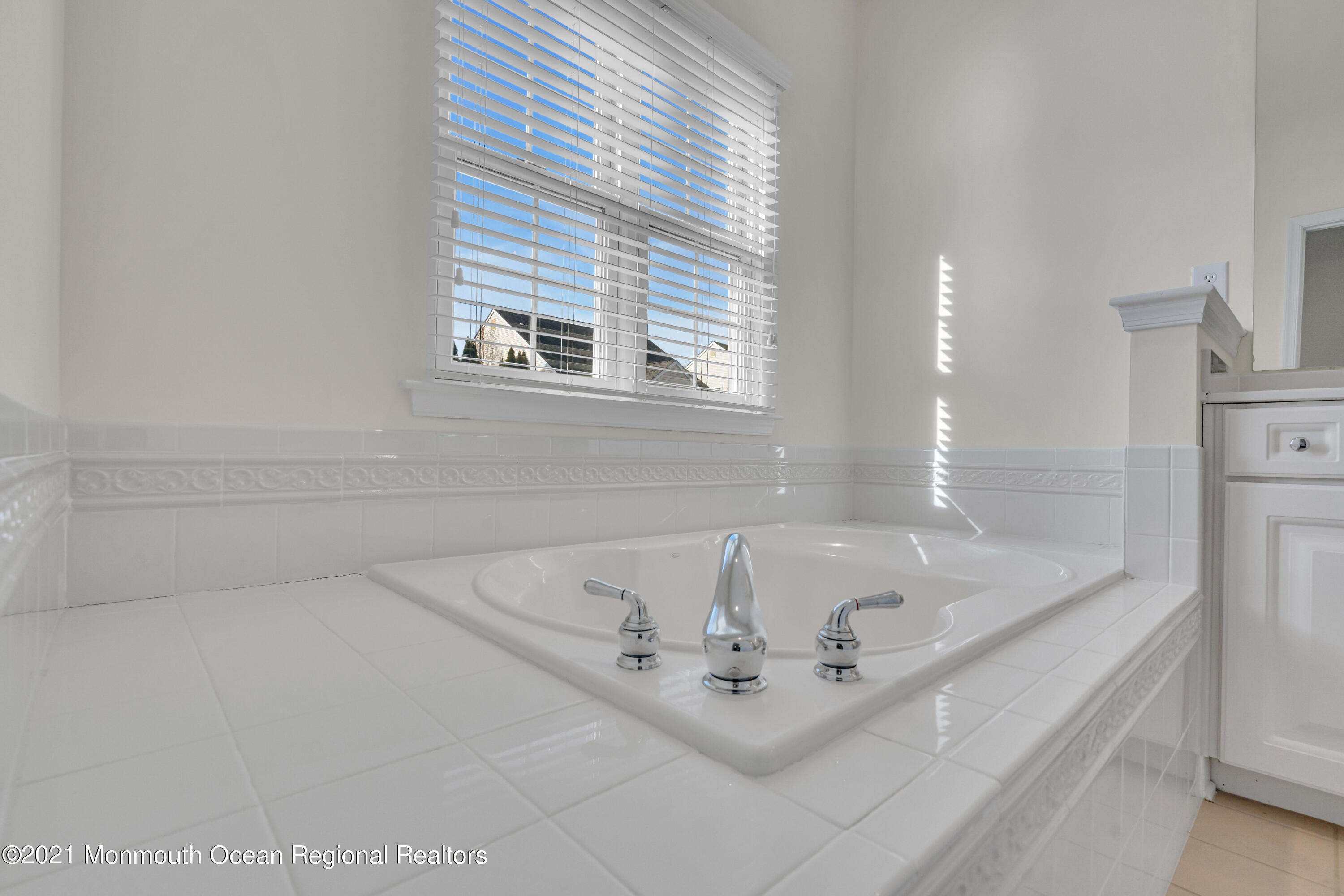 93 Brigantine Boulevard Waretown, NJ 08758 - Photo 20 of 23 TUB & STALL SHOWER