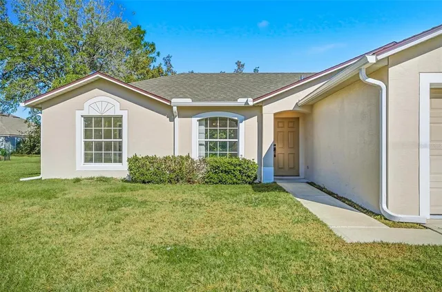 $1,975 | 106 La Mancha Drive, Palm Coast, FL 32137