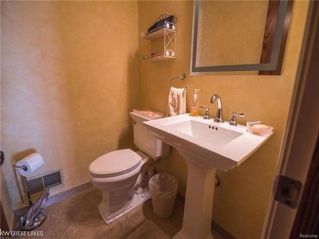 4519 Lakeshore Road Lexington, MI 48450 - Photo 30 of 70