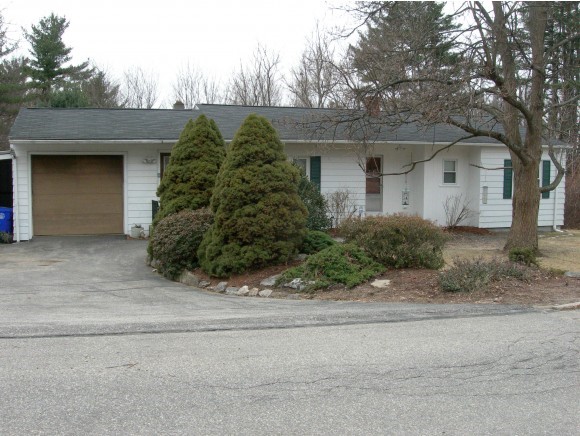 733 Island Pond Road Manchester, NH 03109 - Photo 1 of 1
