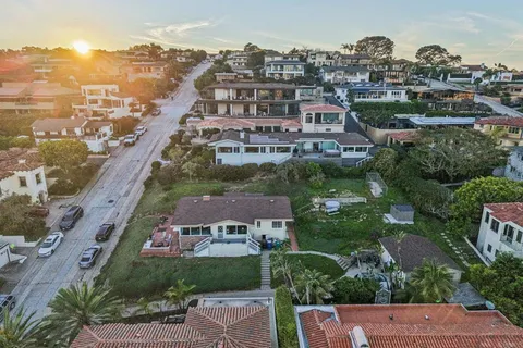 $2,850,000 | 3226 Lucinda Street, San Diego, CA 92106