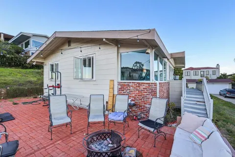 $2,850,000 | 3226 Lucinda Street, San Diego, CA 92106