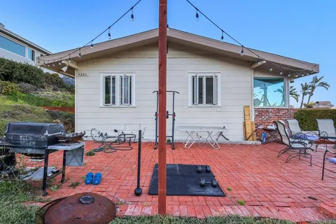$2,850,000 | 3226 Lucinda Street, San Diego, CA 92106