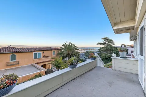 $2,850,000 | 3226 Lucinda Street, San Diego, CA 92106