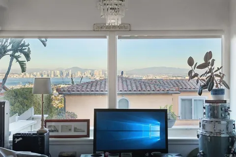 $2,850,000 | 3226 Lucinda Street, San Diego, CA 92106