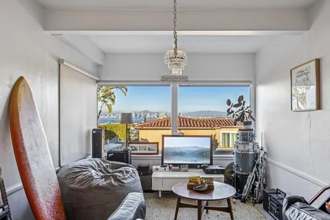 $2,850,000 | 3226 Lucinda Street, San Diego, CA 92106