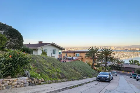 $2,850,000 | 3226 Lucinda Street, San Diego, CA 92106