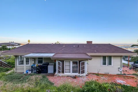 $2,850,000 | 3226 Lucinda Street, San Diego, CA 92106