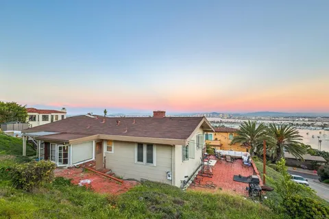 $2,850,000 | 3226 Lucinda Street, San Diego, CA 92106