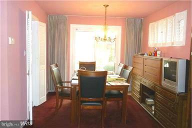 2412 Harmon Road Silver Spring, MD 20902 - Photo 4 of 5 Dining Room