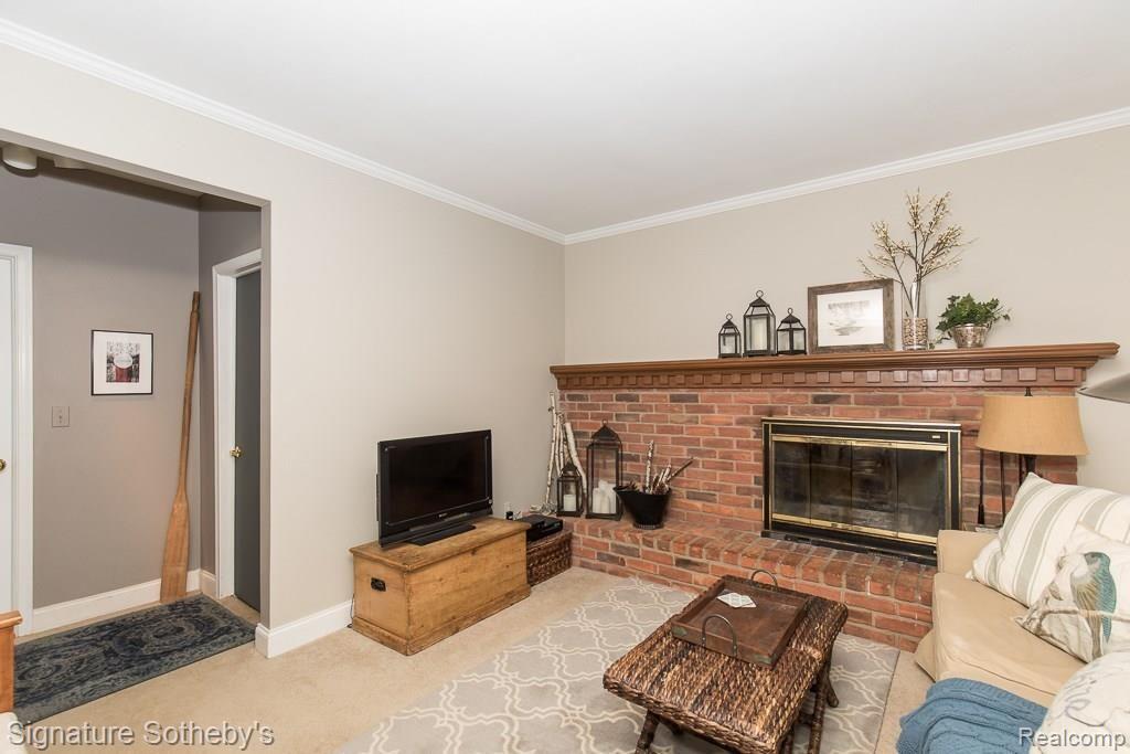 1865 Fair Oak Court Rochester Hills, MI 48309 - Photo 8 of 31