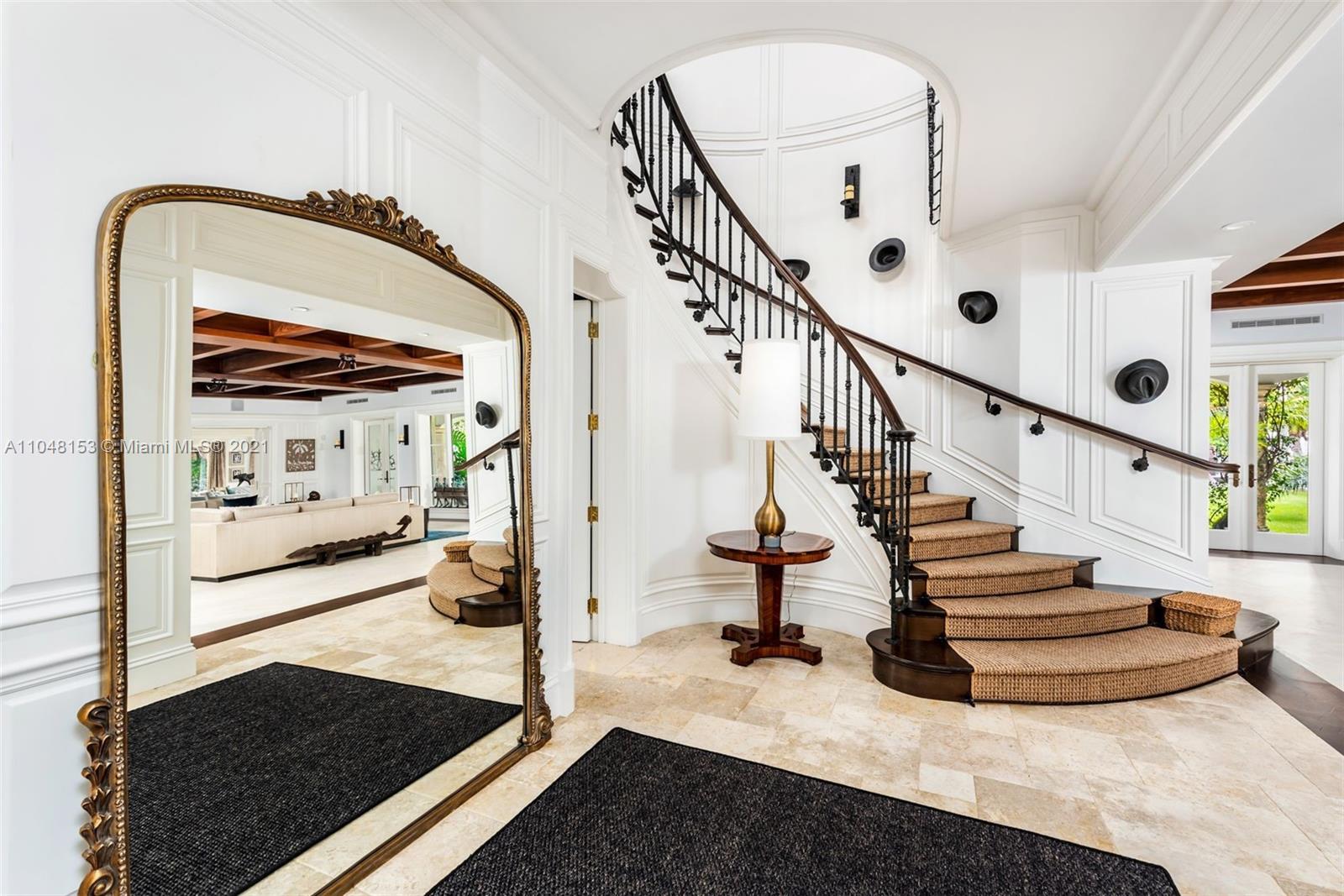 6385 Pine Tree Dr Circle Miami Beach, FL 33140 - Photo 12 of 37 a view of entryway and hall