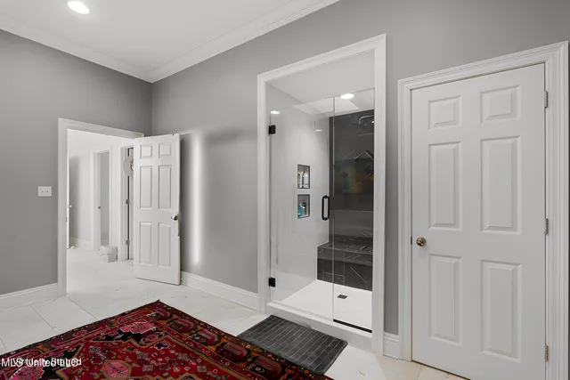 $1,699,500 | 213 West Canebrake Boulevard, Hattiesburg, MS 39402