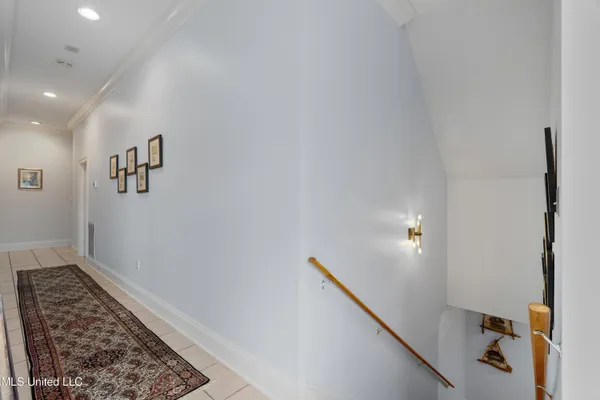 $1,699,500 | 213 West Canebrake Boulevard, Hattiesburg, MS 39402