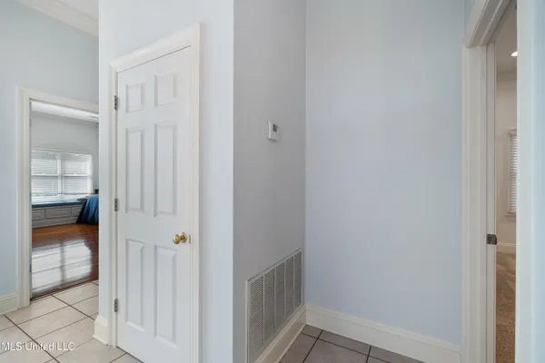 $1,699,500 | 213 West Canebrake Boulevard, Hattiesburg, MS 39402
