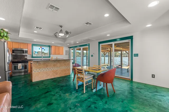 $1,699,500 | 213 West Canebrake Boulevard, Hattiesburg, MS 39402