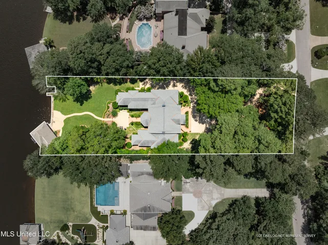 $1,699,500 | 213 West Canebrake Boulevard, Hattiesburg, MS 39402