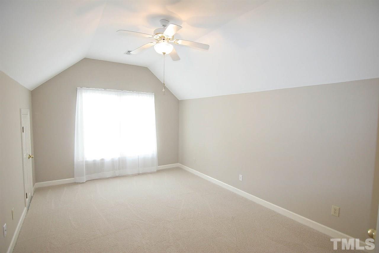 10033 Goodview Court Raleigh, NC 27613 - Photo 16 of 25