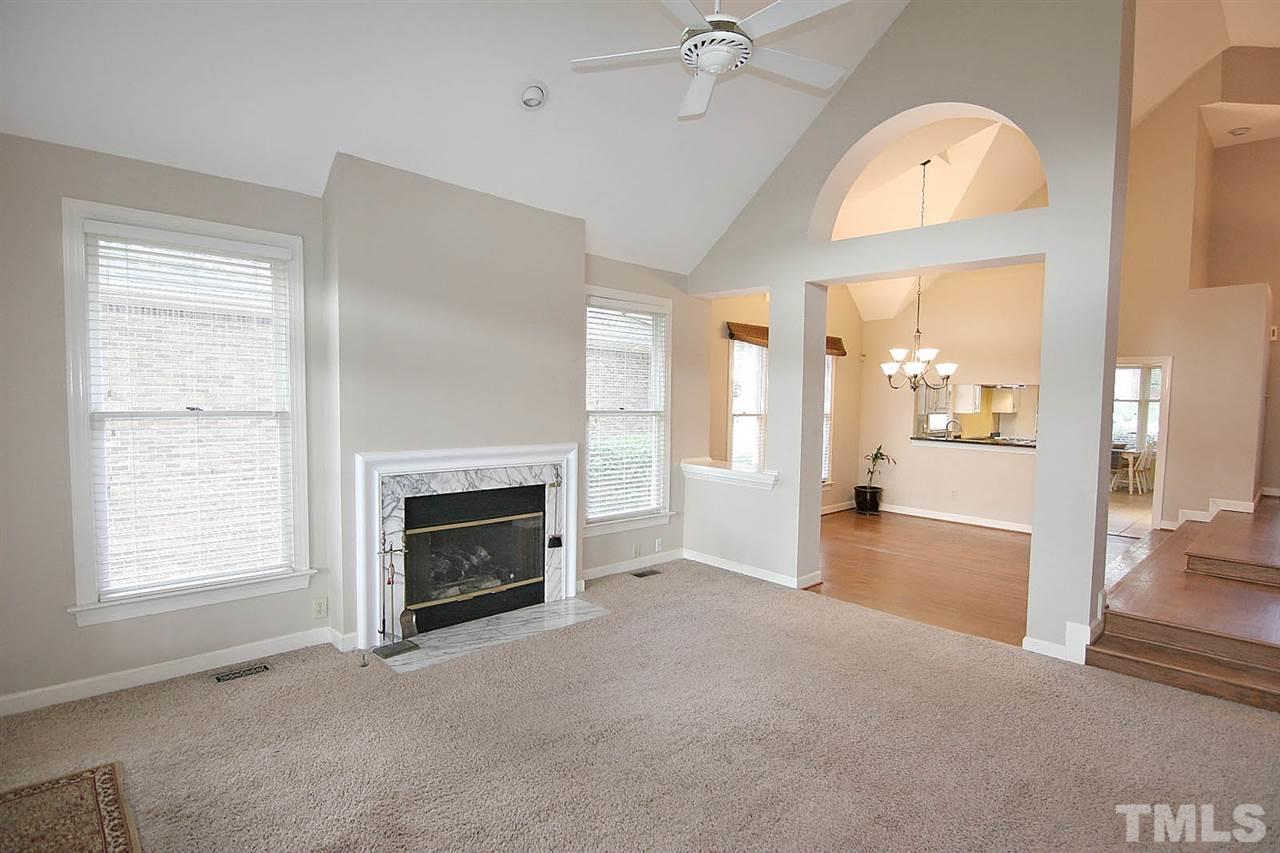 10033 Goodview Court Raleigh, NC 27613 - Photo 6 of 25