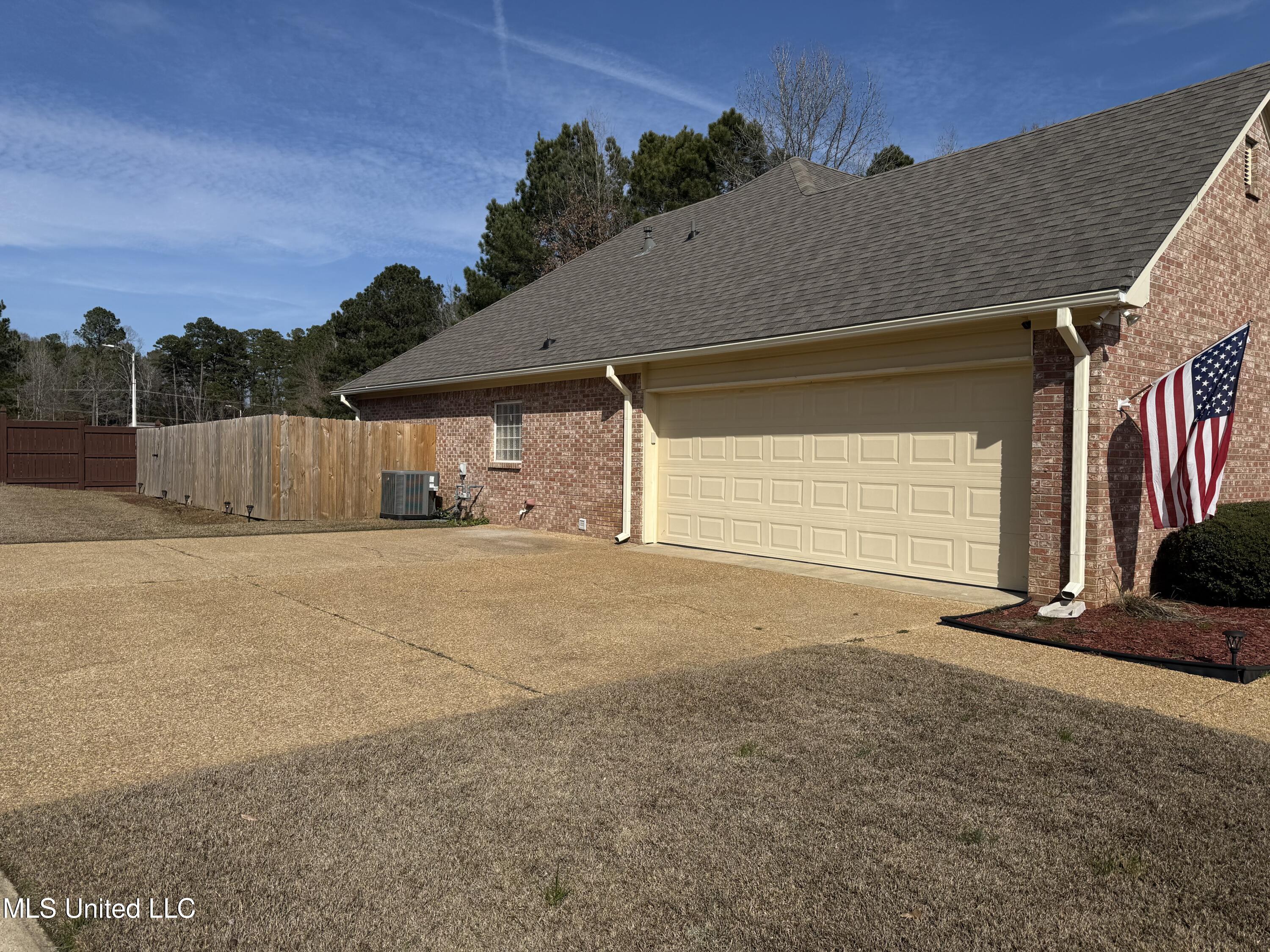 1101 Susan Cove Brandon, MS 39042 - Photo 21 of 34 IMG_3334