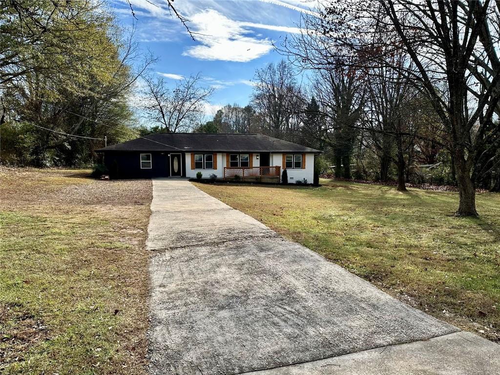 656 Moon Road Lawrenceville, GA 30046 - Photo 5 of 39