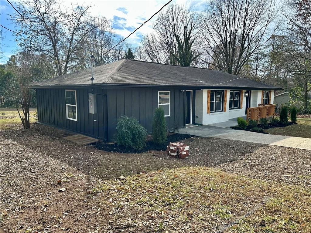 656 Moon Road Lawrenceville, GA 30046 - Photo 9 of 39