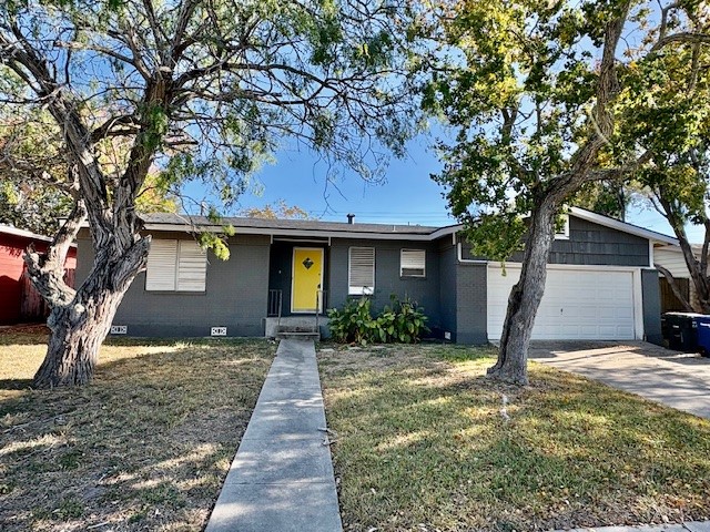 1045 Dolphin Place Corpus Christi, TX 78411 - Photo 1 of 9