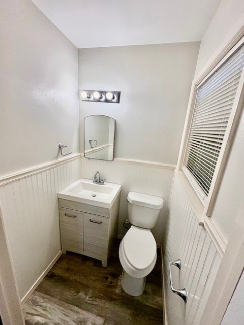 1045 Dolphin Place Corpus Christi, TX 78411 - Photo 5 of 9