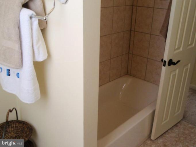 5500 Morello Road Baltimore, MD 21214 - Photo 13 of 20 Bathroom 2