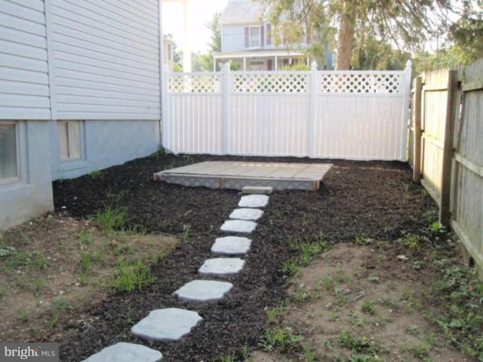 5500 Morello Road Baltimore, MD 21214 - Photo 19 of 20 Lanscaping
