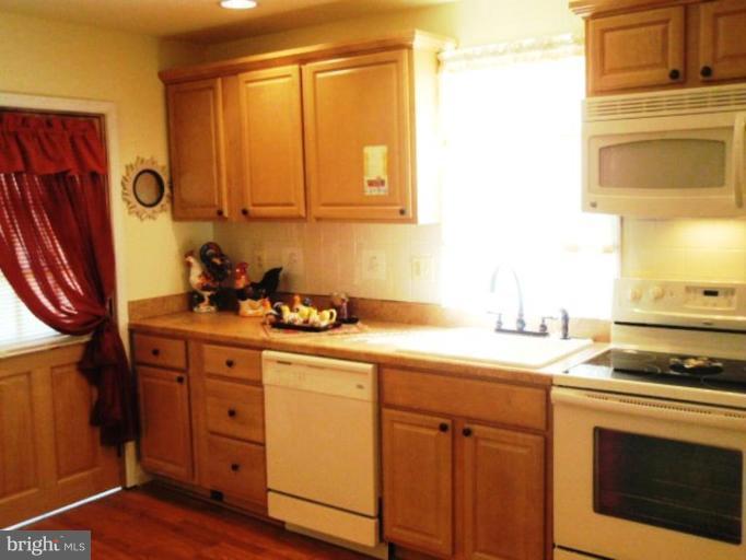 5500 Morello Road Baltimore, MD 21214 - Photo 7 of 20 Kitchen