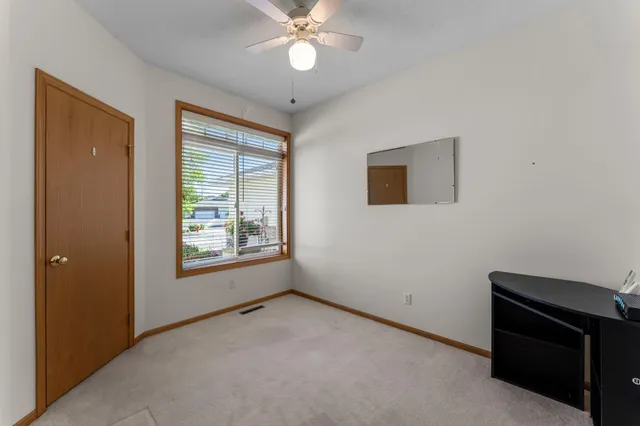 $400,000 | 8867 Preserve Place, Savage, MN 55378