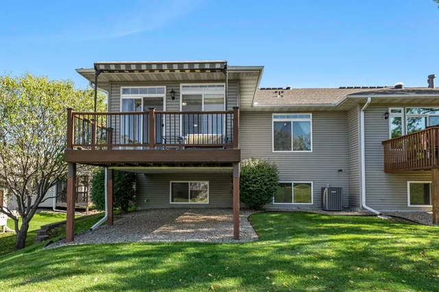 $400,000 | 8867 Preserve Place, Savage, MN 55378