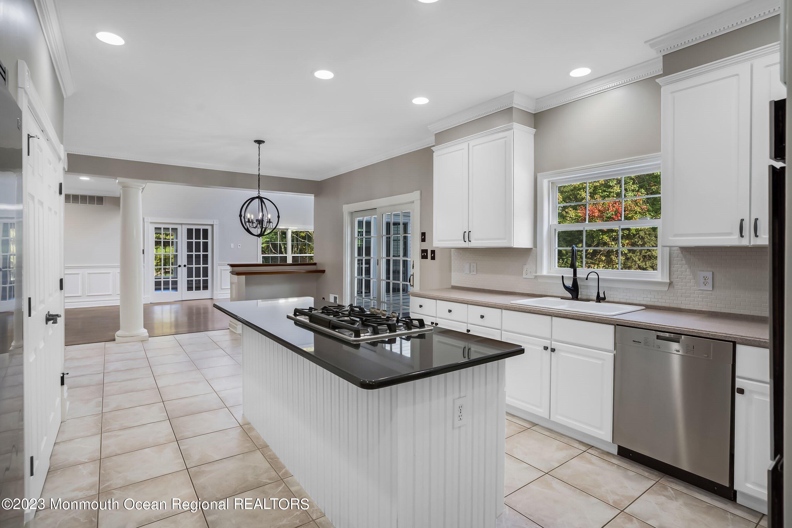 3 Copperleaf Lane Colts Neck, NJ 07722 - Photo 18 of 47 Kitchen