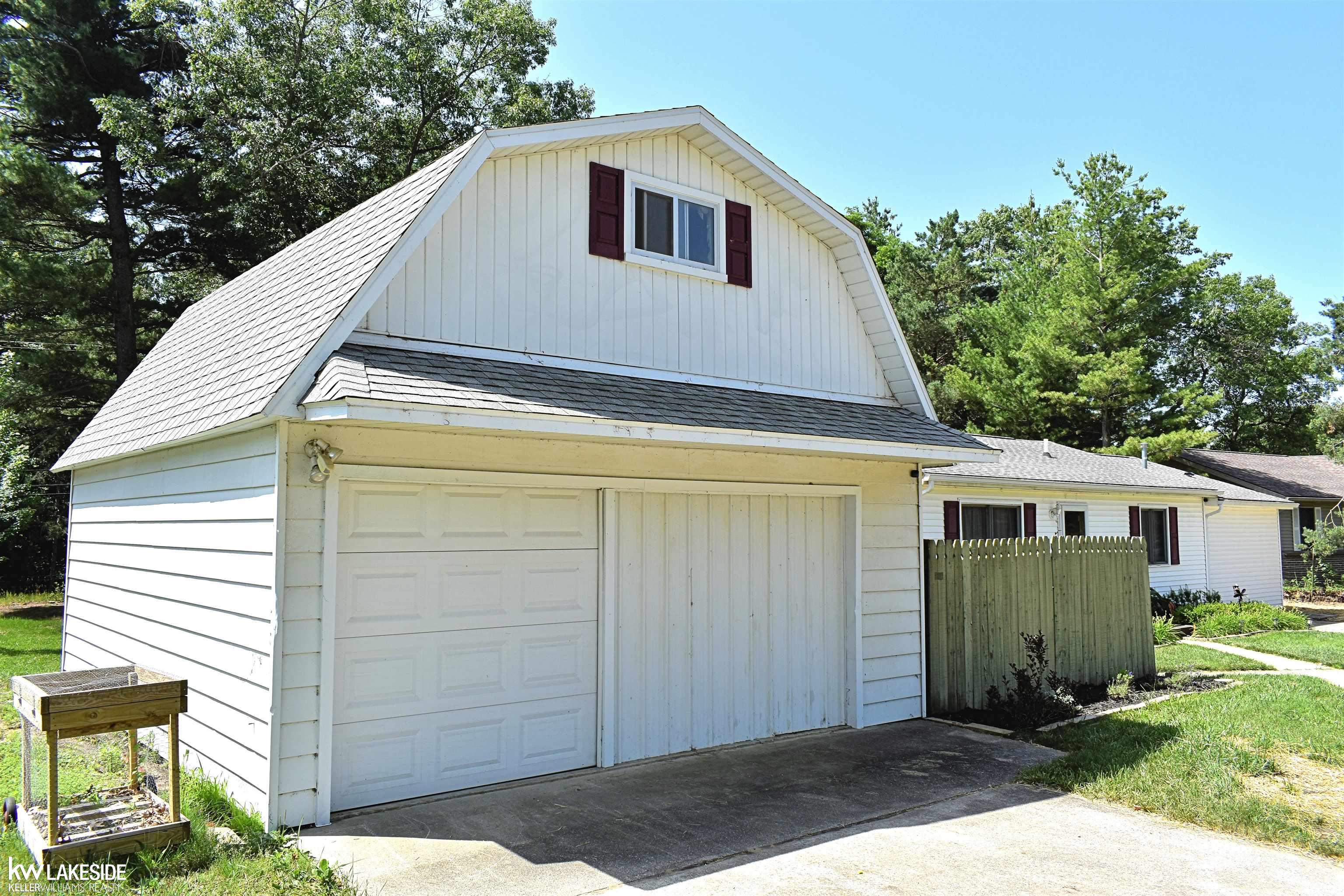 5739 Port Austin Road Caseville, MI 48725 - Photo 3 of 26