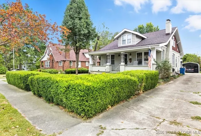 $245,000 | 612 East High Street, Eldon, MO 65026