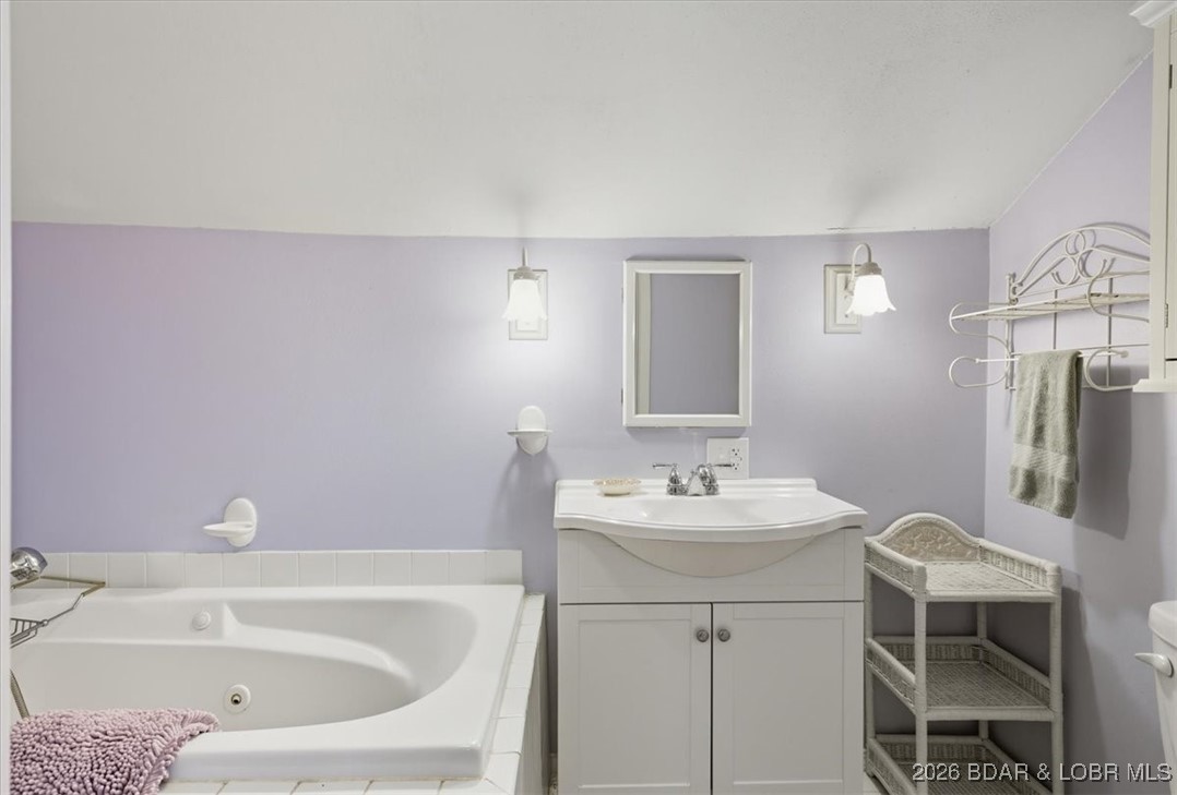 612 East High Street Eldon, MO 65026 - Photo 30 of 43