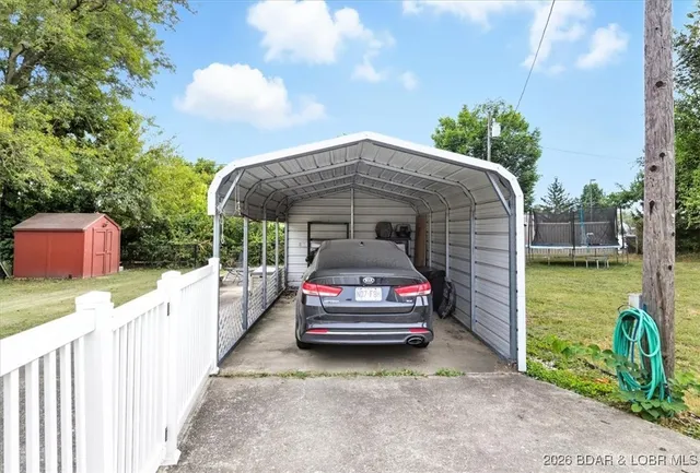 $245,000 | 612 East High Street, Eldon, MO 65026