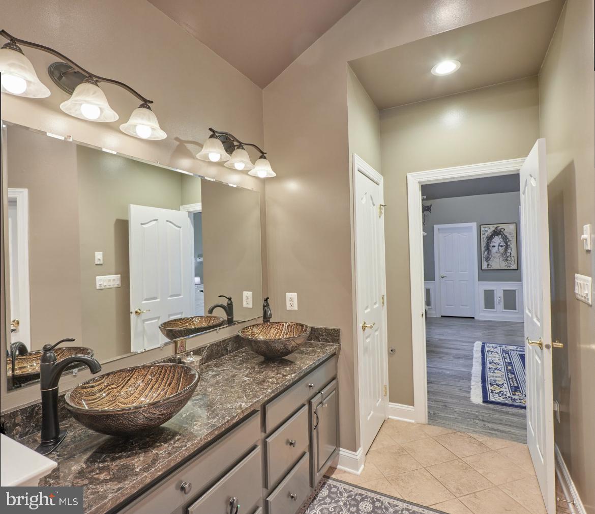 6025 Upper Mountain Road New Hope, PA 18938 - Photo 24 of 51 Ensuite Primary Bathroom