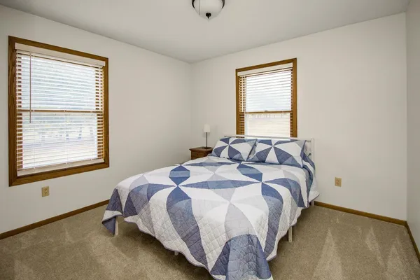 $965,900 | 6851 West 195th Street, Jordan, MN 55352