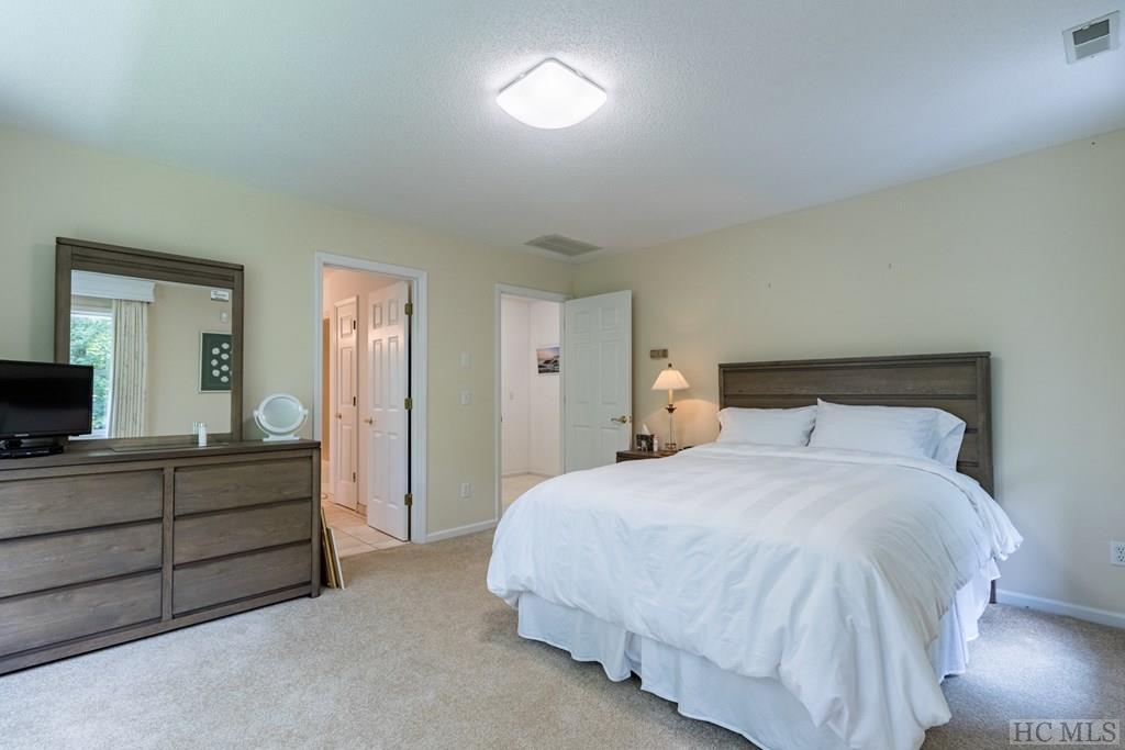 741 Moorewood Road Highlands, NC 28741 - Photo 33 of 46 Gallery Image 33