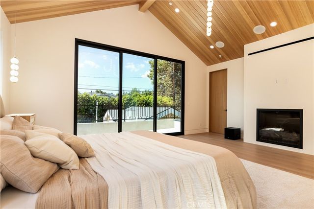 $4,450,000 | 16749 Addison Street, Encino, CA 91436