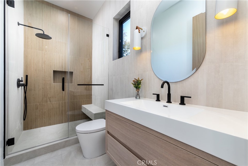 16749 Addison Street Encino, CA 91436 - Photo 37 of 52