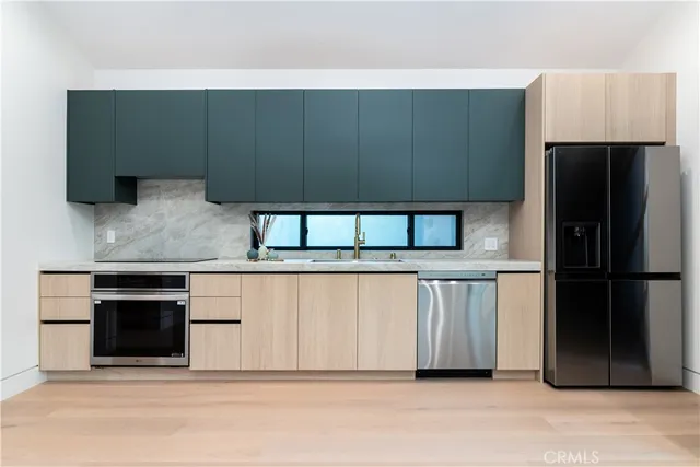 $4,450,000 | 16749 Addison Street, Encino, CA 91436