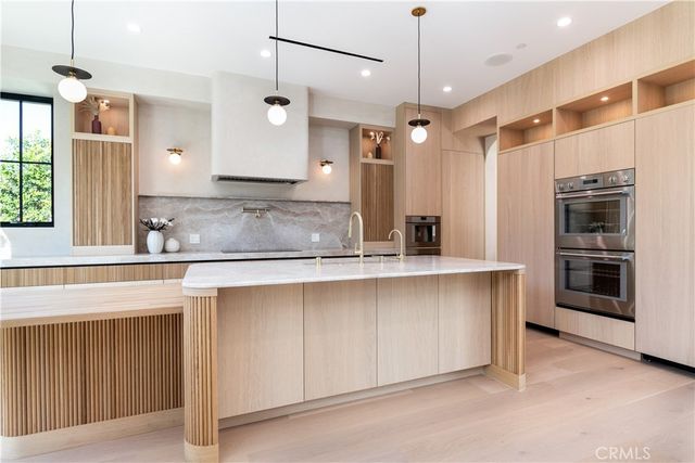 $4,450,000 | 16749 Addison Street, Encino, CA 91436