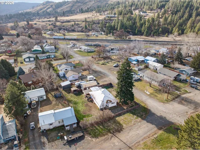 $260,000 | 204 Lake Avenue, La Grande, OR 97850