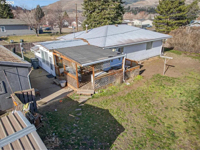 $260,000 | 204 Lake Avenue, La Grande, OR 97850
