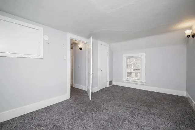 $274,900 | 221 Elm Street, Batavia, IL 60510