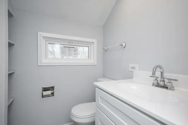 $274,900 | 221 Elm Street, Batavia, IL 60510