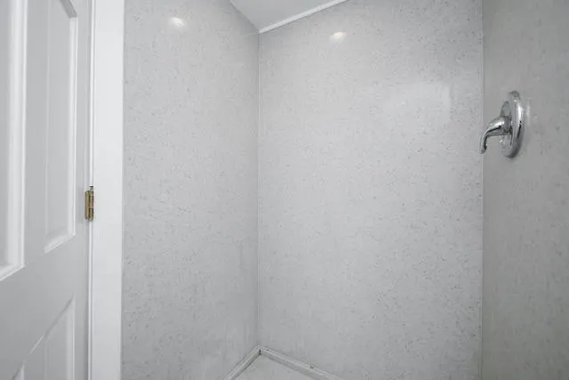 $274,900 | 221 Elm Street, Batavia, IL 60510